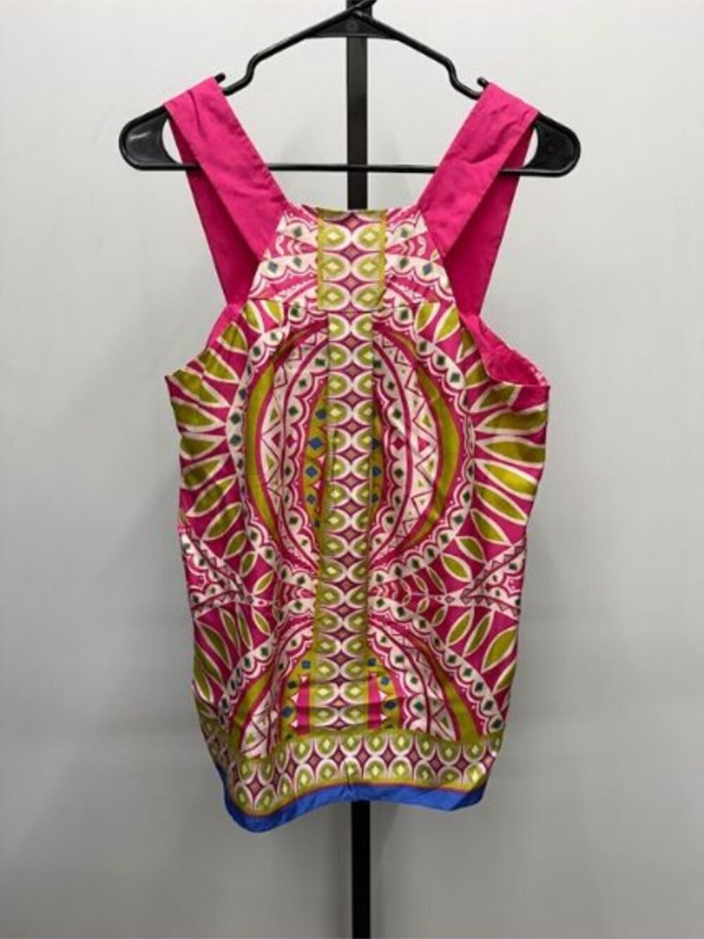 Banana Republic Vintage Geometric Silk Sleeveless Blouse